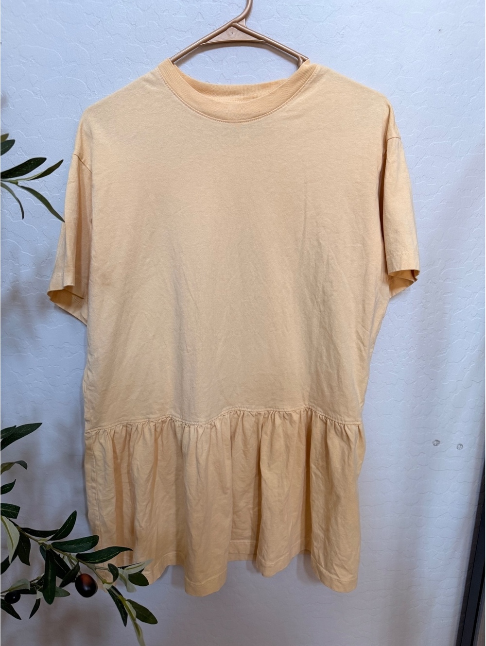 Divided yellow shirt dress